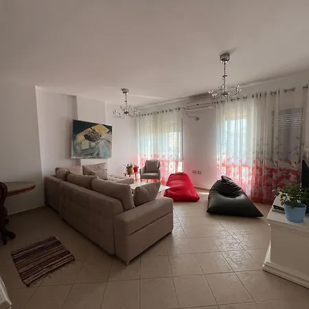 Apartment Selvi